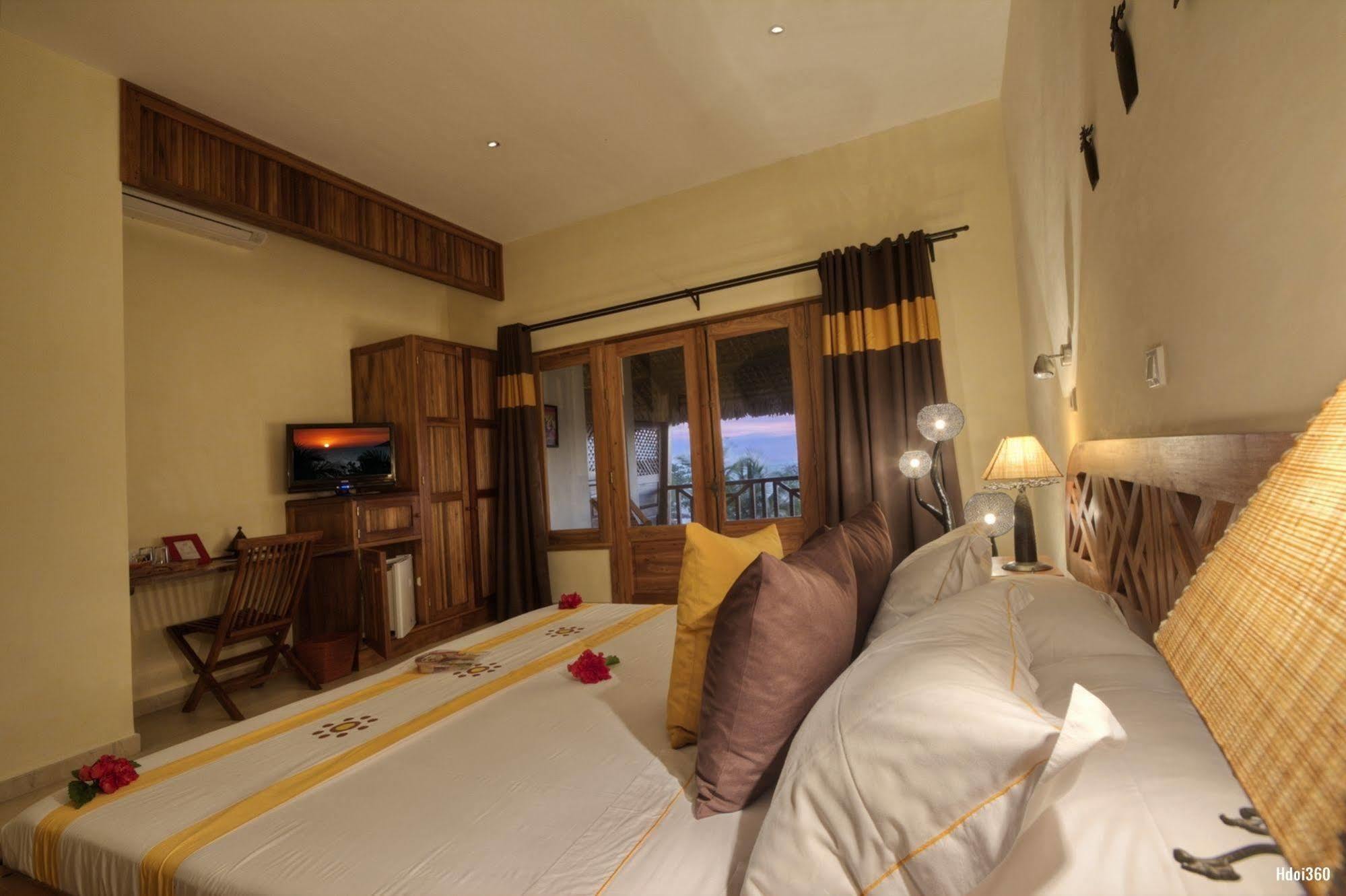 Vanila Hotel&Spa Ambaro Esterno foto